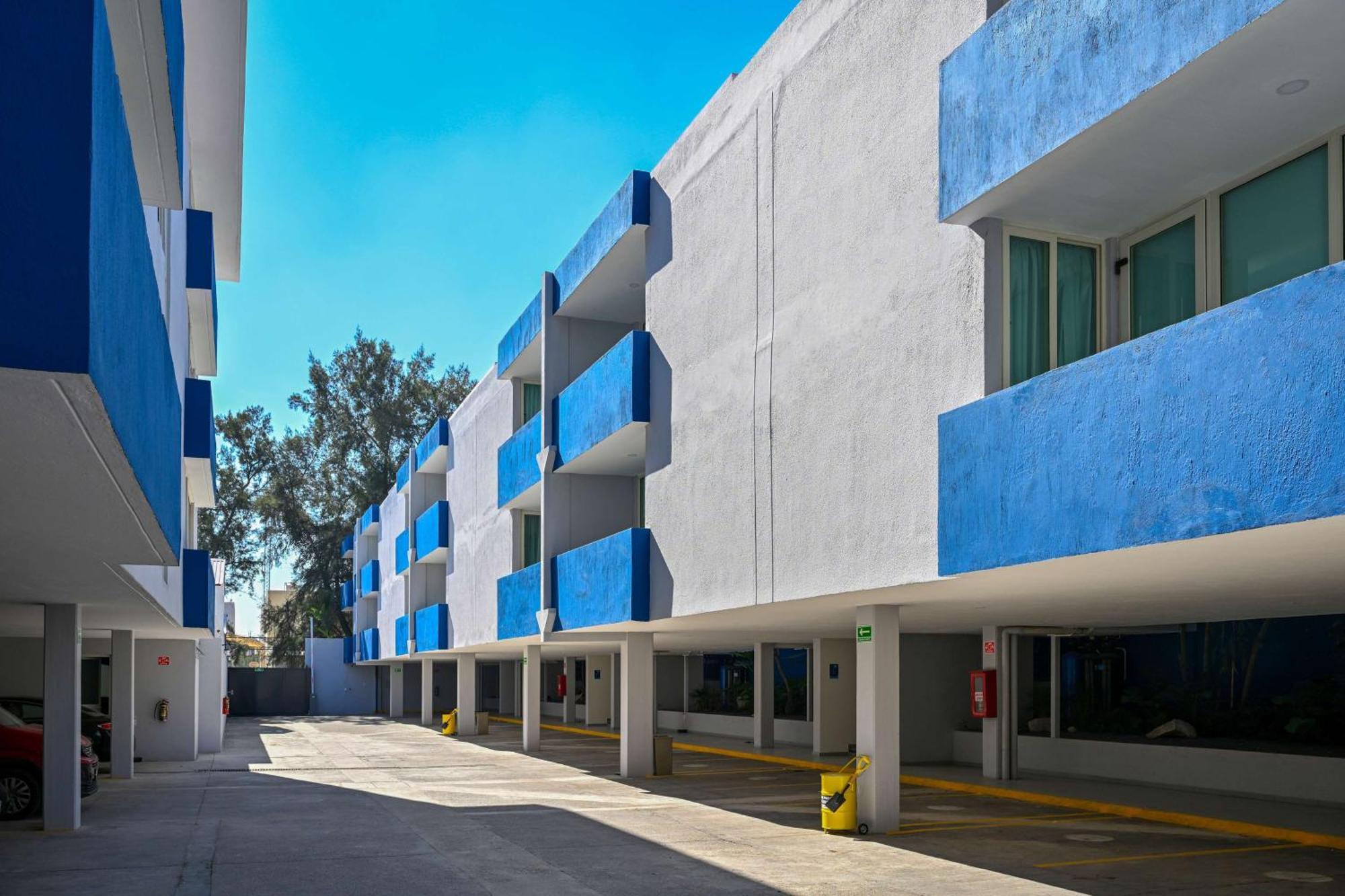 Vista Express Guadalajara Expo Surestay Collection By BW Zapopan Bagian luar foto